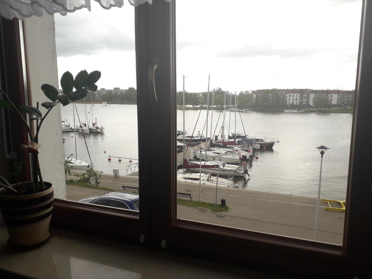 Apartament Nad Jeziorakiem อิวาวา ภายนอก รูปภาพ