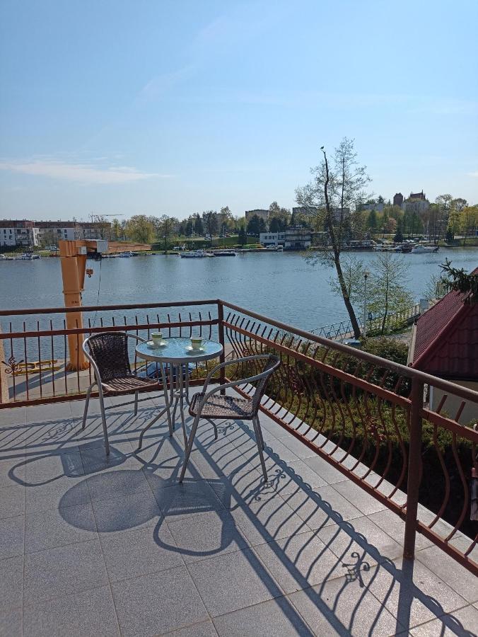 Apartament Nad Jeziorakiem อิวาวา ภายนอก รูปภาพ