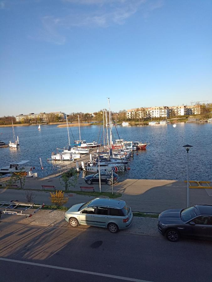 Apartament Nad Jeziorakiem อิวาวา ภายนอก รูปภาพ